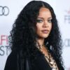 Tai bent: Rihanna kardinaliai pakeitė šukuoseną!