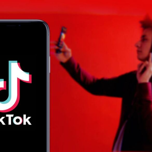 "TikTok" stabdo naujų vaizdo įrašų skelbimą iš Rusijos