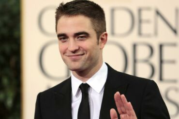 „Twilight“ žvaigždė Robert Pattinson nusifilmavo karštoje reklamoje(PAMATYK)