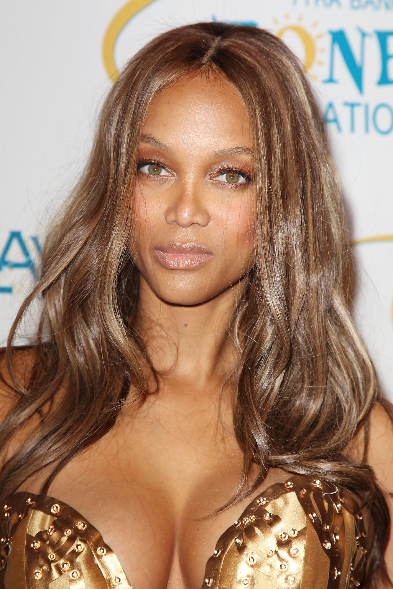 Tyra Banks parodė savo tikrąjį veidą (FOTO stebins)