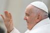 Vatikanas: popiežiaus sveikatos būklė gerėja