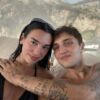 Viena gražiausių pramogų pasaulio porų: Dua Lipa ir Anwaras Hadid mėgaujasi meile atostogų metu (FOTO)