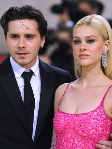 Viena karščiausių jaunimo porelių - Brooklyn Beckham ir Nicola Peltz - pagaliau pasirodė viešumoje