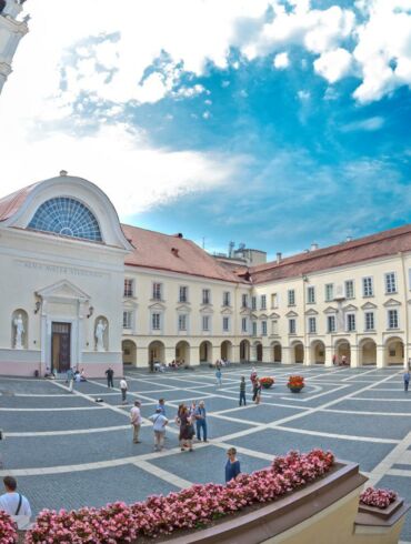 Vilniaus universitetas vienintelis Lietuvoje stiprina pozicijas pasaulio universitetų reitinge