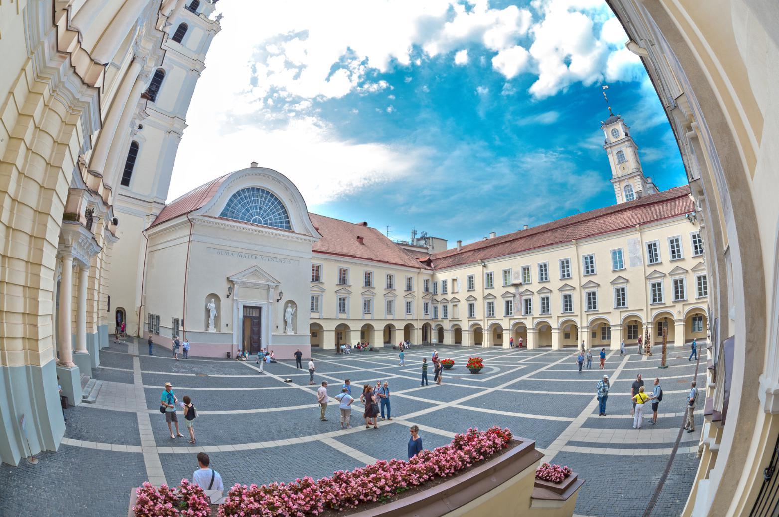 Vilniaus universitetas vienintelis Lietuvoje stiprina pozicijas pasaulio universitetų reitinge