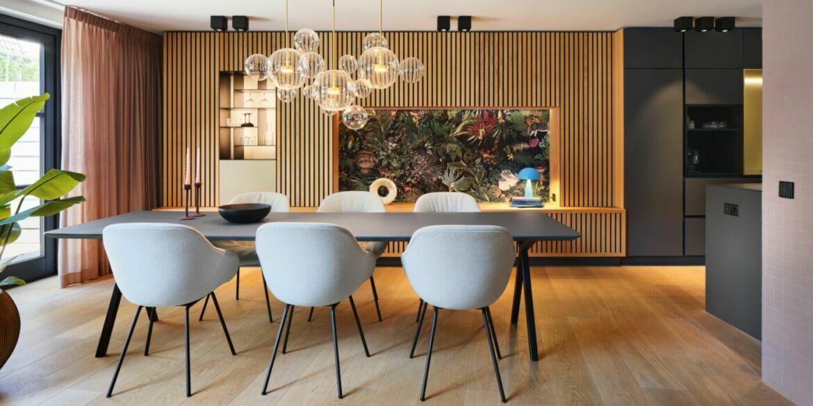 JUNG HOME