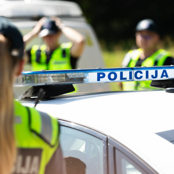 Policija