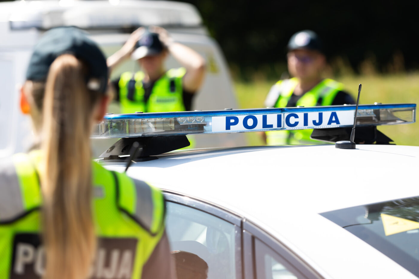 Policija