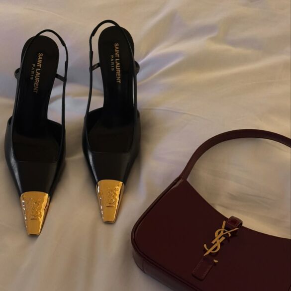 yves saint laurent bateliai