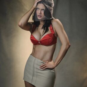kolekcija „Khy x DILARA FINDIKOGLU“