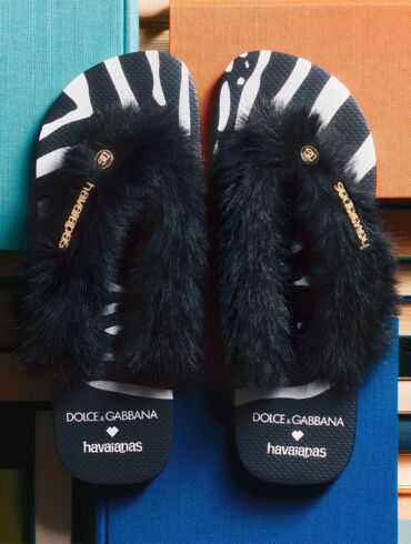 „Dolce&Gabbana“ ir „Havaianas“ paplūdimio šlepetės