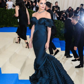 Katie Holmes MET Gala