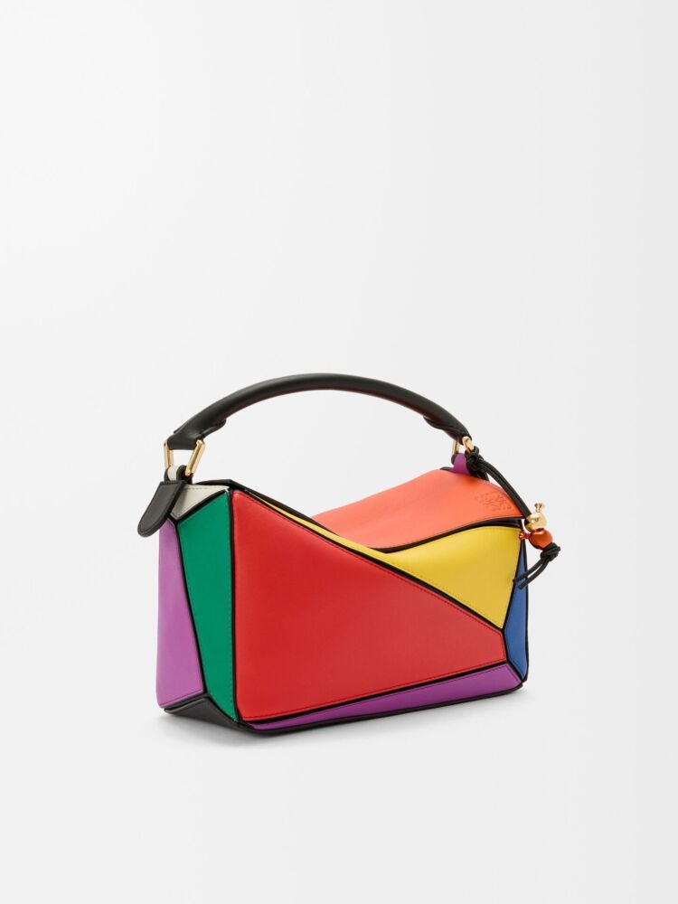 Loewe rankinė puzzle