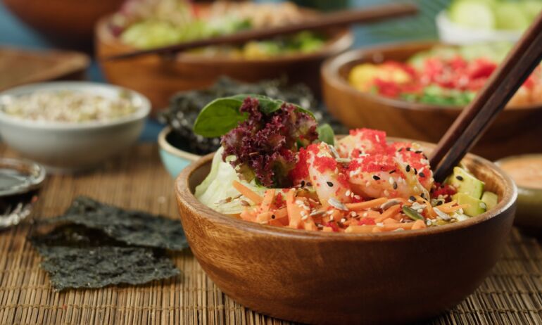 Salotos su tunu / Shutterstock