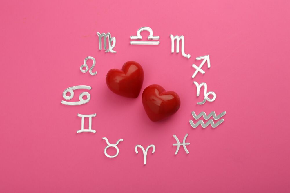 3 Zodiako ženklai, kurie nutrūktgalviškai neria į romanus
