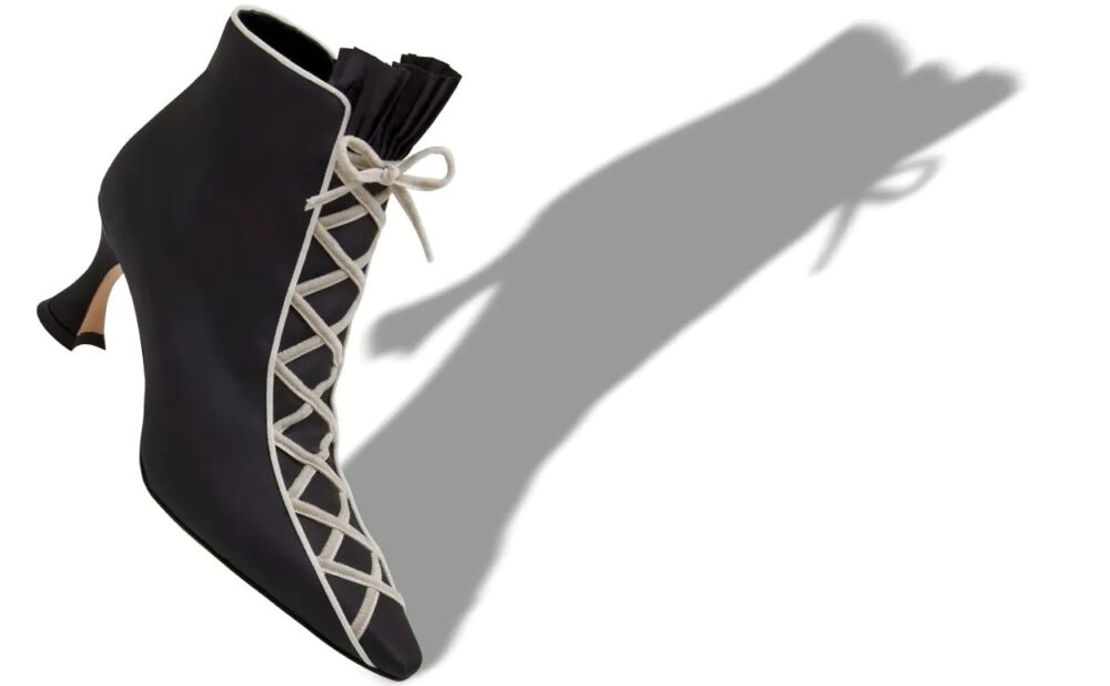 Marie Antoinette by MANOLO BLAHNIK bateliai