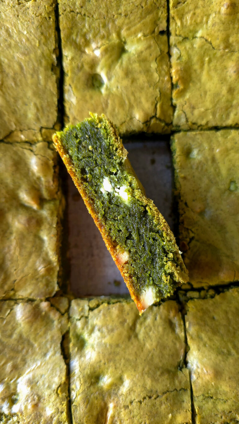 Matcha brauniai