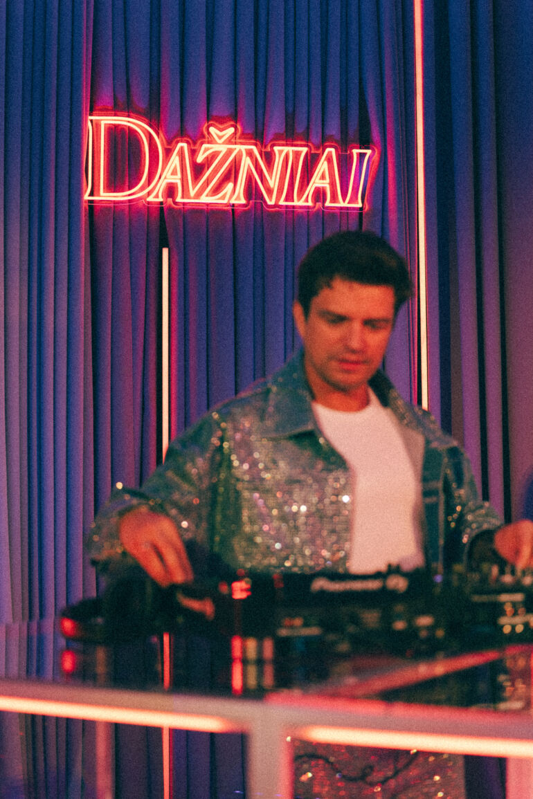 Albumo "Dažniai" pristatymas
