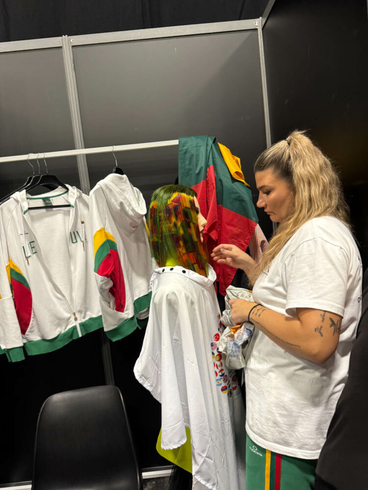 Pasaulio čempionate žinomiausia koloristė I. Bagdonaitė sėkmės pasiekė įkvėpta Lietuvos genijaus