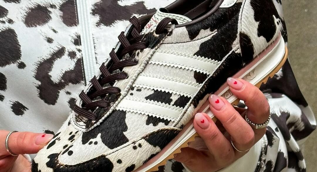 adidas karvės rašto sportiniai bateliai
