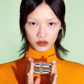 prada beauty makiažo linija