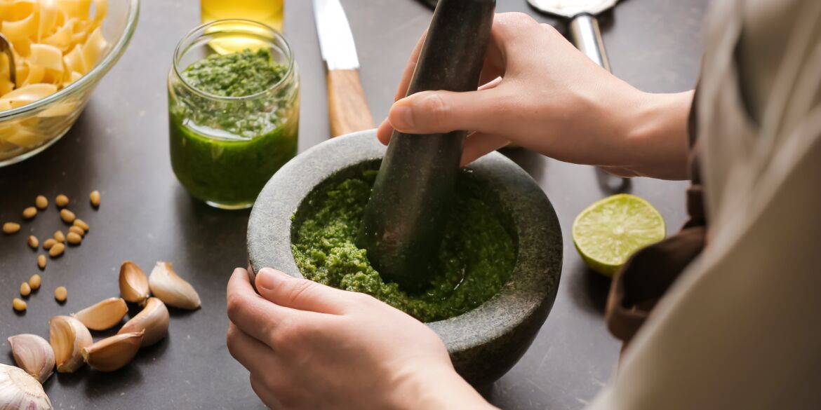 pesto padažas / Shutterstock