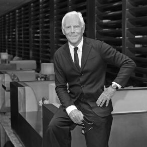 Giorgio Armani mirė