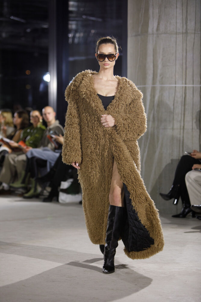 nora isle modelis