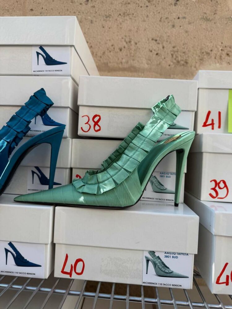 Šių „Saint Laurent“ batelių norės visos, tačiau jais vaikščioti pavyks ne kiekvienai