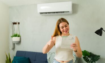 Sąskaita už elektrą / Shutterstock